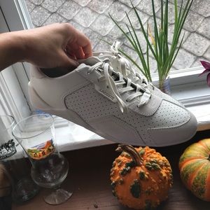 Lacoste HAPONA 120 women’s size 8.5